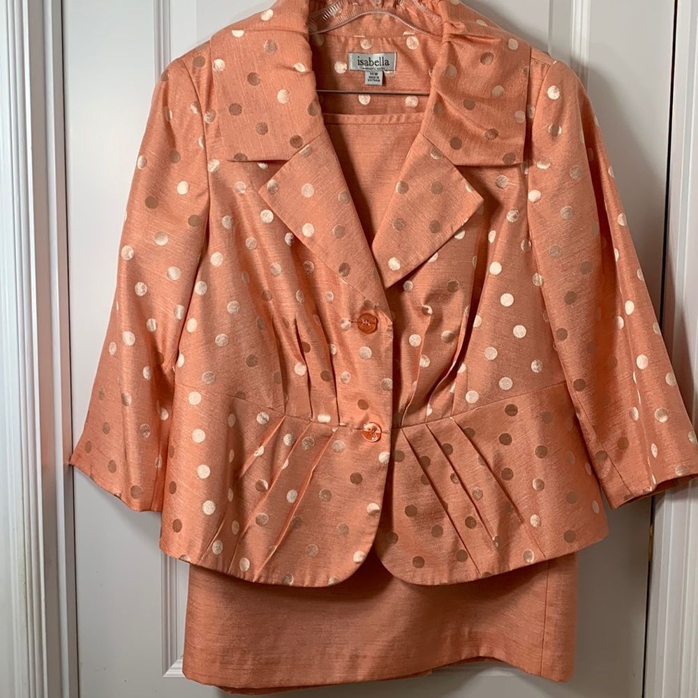 Isabella size 14 W womens two piece suit peach/orange color & polkadot top